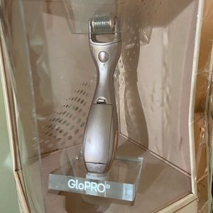 GloPRO Microneedling Regeneration Tool